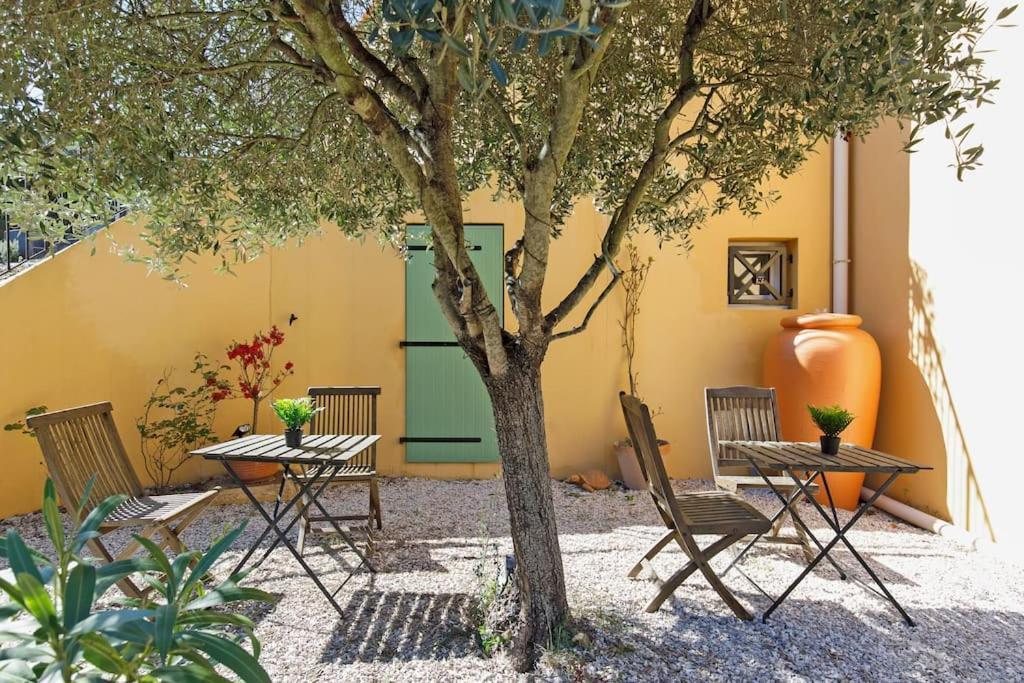 Studio Au Calme, Avec Terrasse Et Parking A Eze Village المظهر الخارجي الصورة